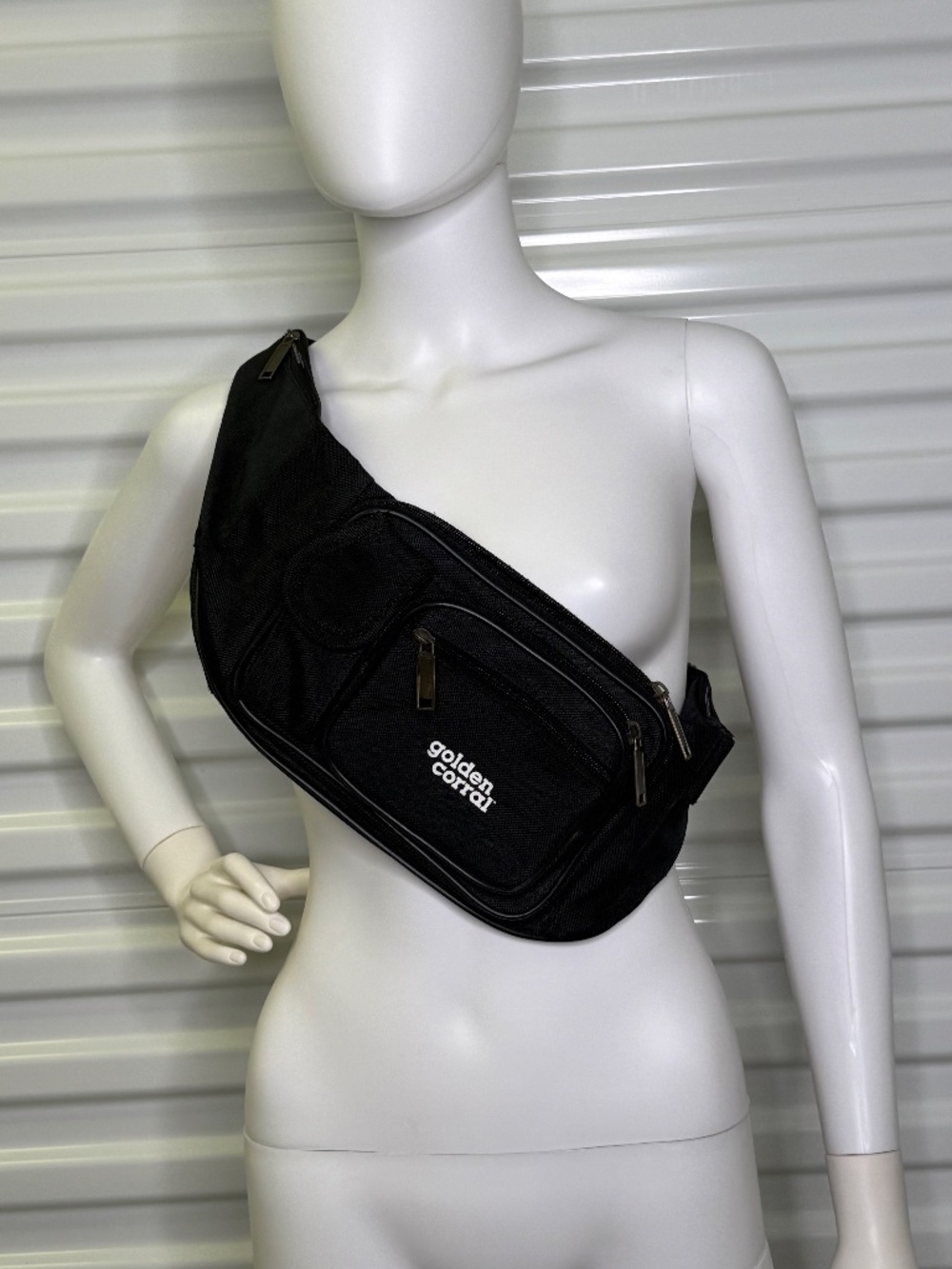 Golden Coral Vintage 90s Black Multi-Pocket Waist Bag Fanny Pack Crossbody Sling
